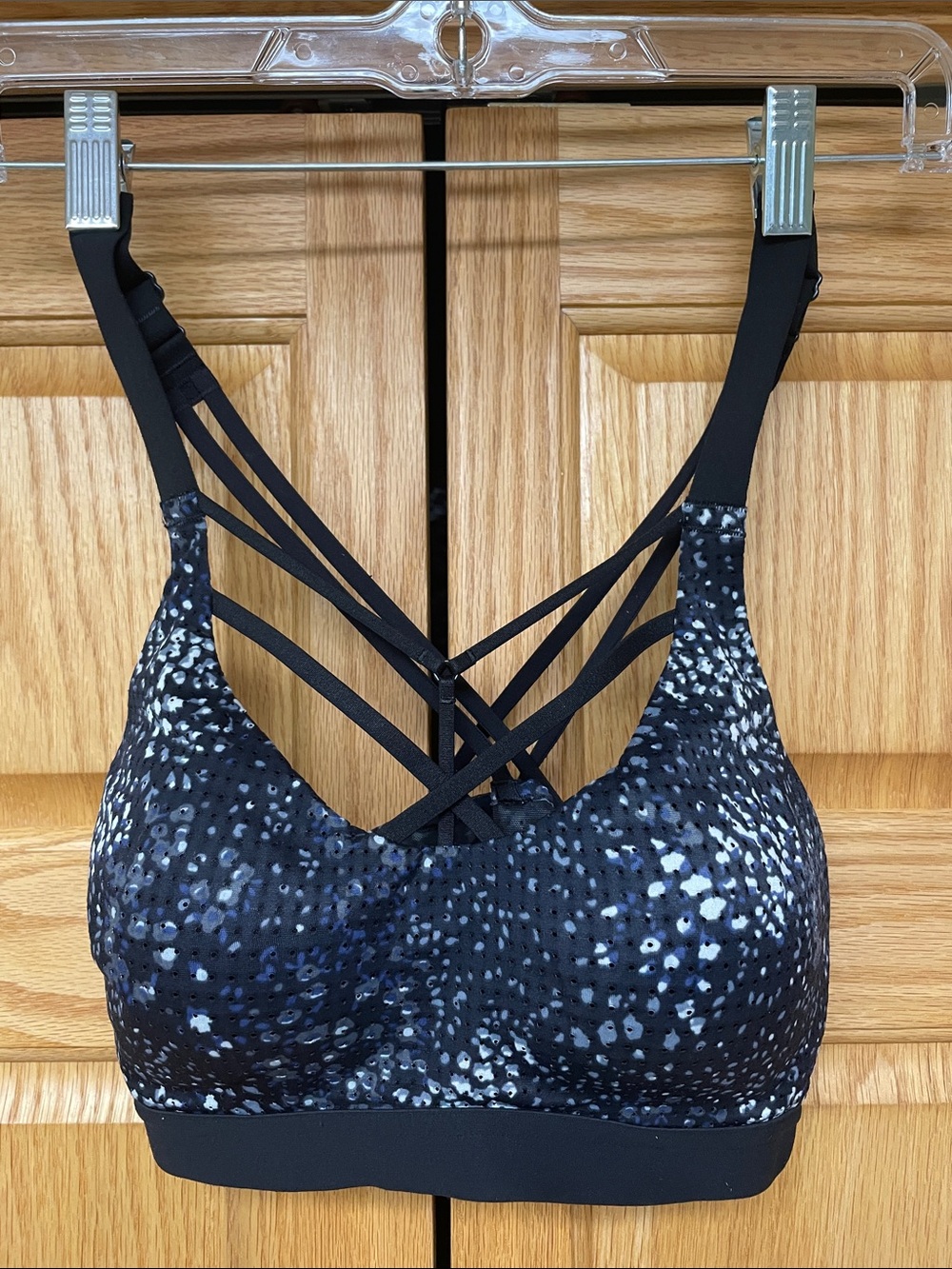 Victoria Sport Sports Bra - Size 32 C
